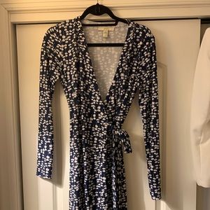 Lark &Ro wrap dress